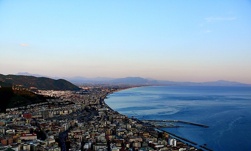 Amalfi to Salerno private transfer